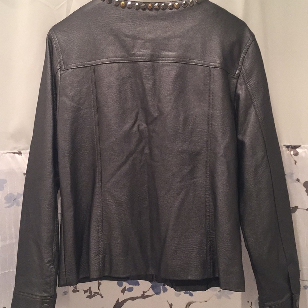 JM Collection silver pleather jacket - Picture 4 of 5